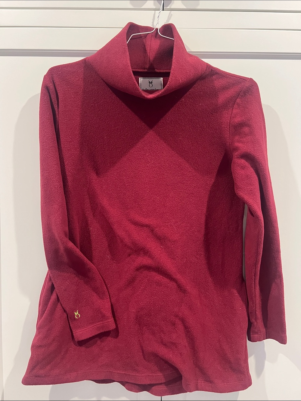 Dudley Stephens - Cobble Hill Turtleneck - maroon - size M - good condition